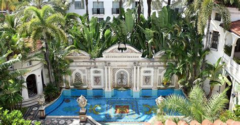 boutique versace a miami|versace mansion in miami.